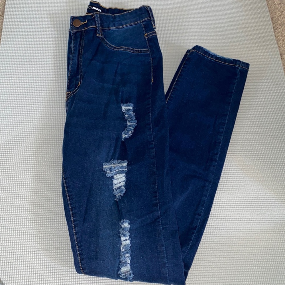 Fashion Nova- high rise -super skinny -Jean